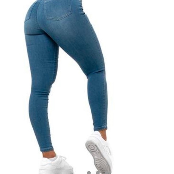 Fitjeans CONTOUR V2 MID WAISTEDARCTIC LIGHT BLUE - Picture 4 of 4